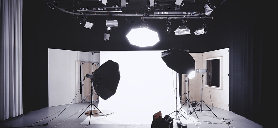 Fond studio ADN Films